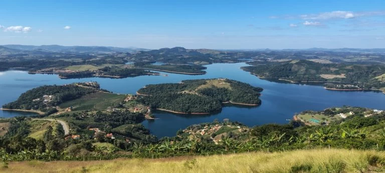 Férias escolares atraem mais de 5 milhões de turistas a SP e movimentam quase R$ 8 bi