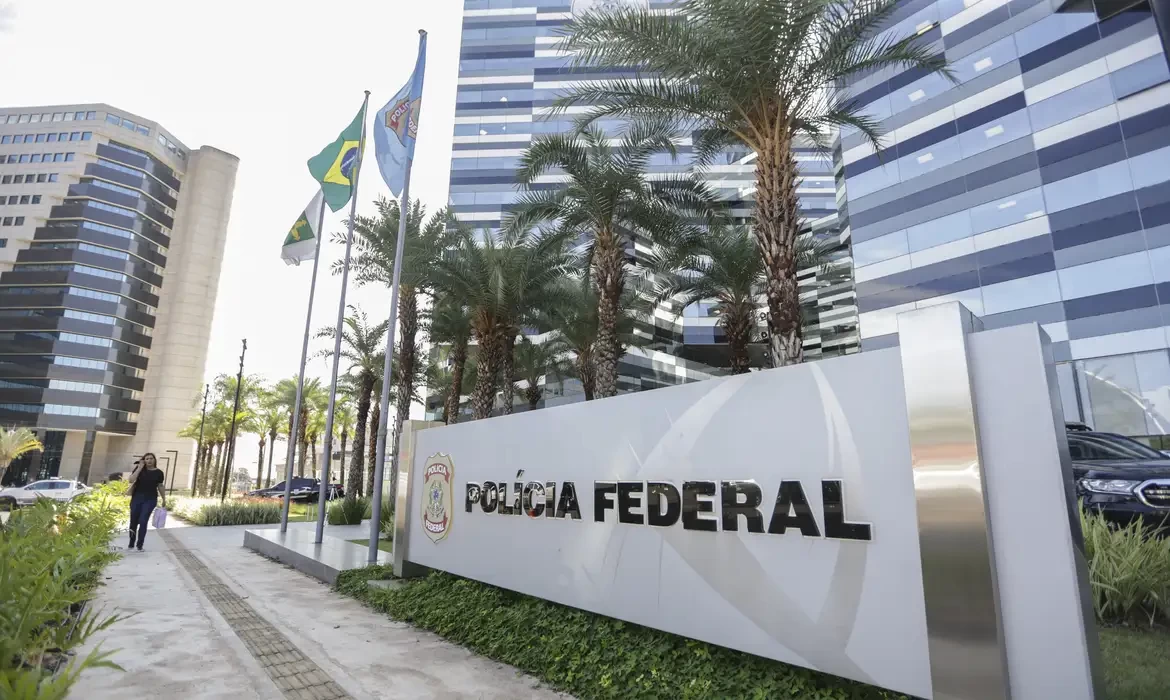 Movimentações suspeitas envolvendo Sóstenes e Jordy somam R$ 28,6 mi