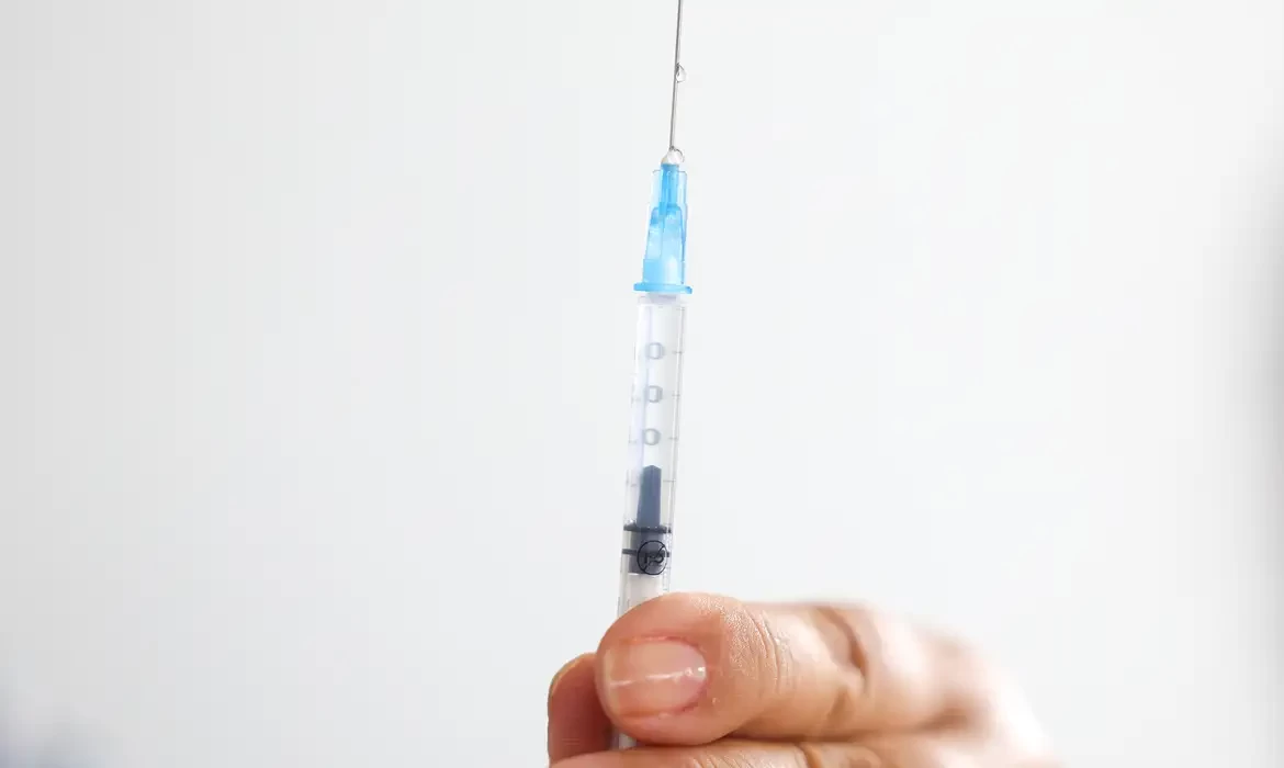 Pesquisa alerta para adolescentes ainda desprotegidos contra o HPV