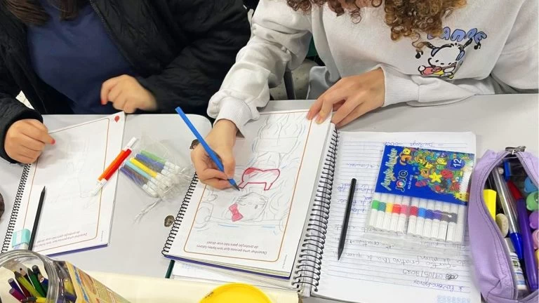 Pesquisa revela que uso de álcool e drogas pelos pais influencia consumo dos filhos