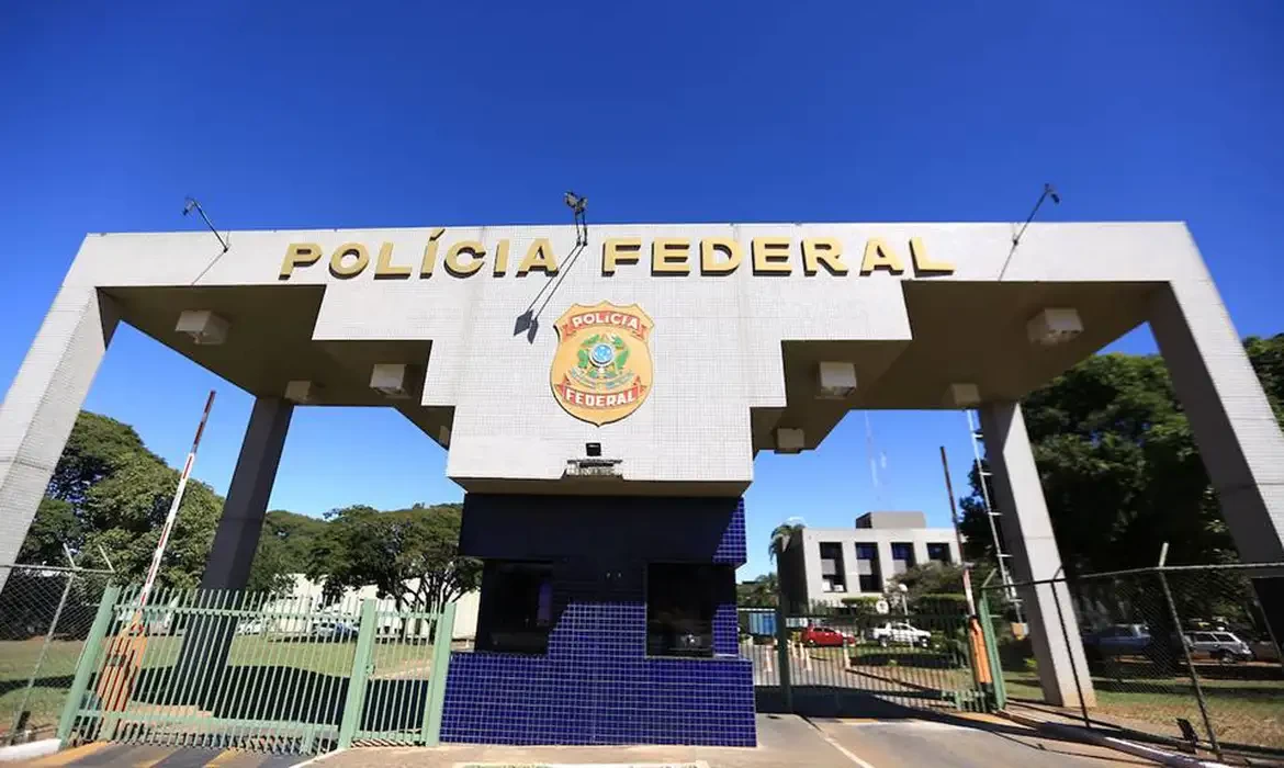 PF mira perito suspeito de vazar dados de investigação sobre o Master