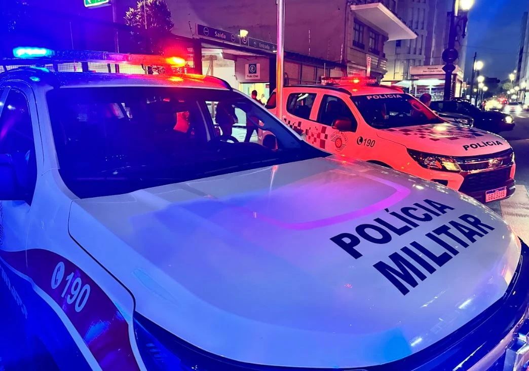 PM resgata bebê e salva mulher de violência doméstica após ‘pedido de pizza’ para o 190