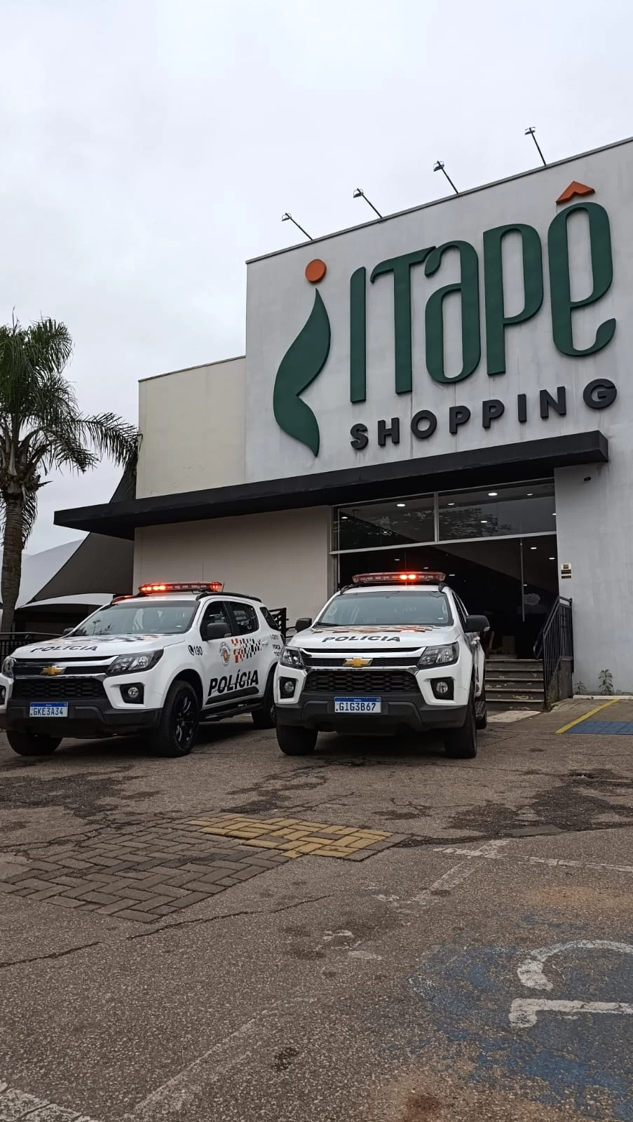 Polícia Militar realiza simulado de pronta resposta a roubo no Itapê Shopping