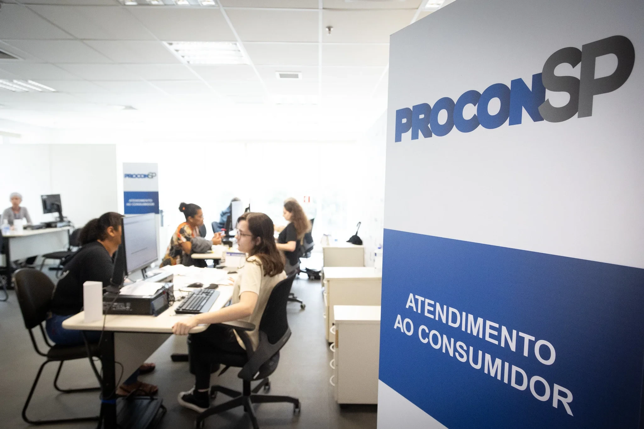 Procon-SP alerta para golpes que usam indevidamente o nome da instituição