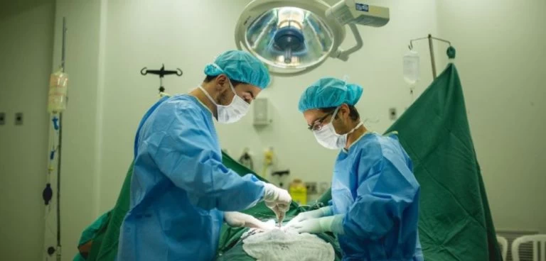 SP realiza 1,3 milhão de cirurgias eletivas em 2025, maior número da história do SUS paulista