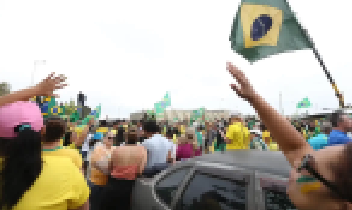 STF condena acusado de liderar acampamento golpista em Brasília