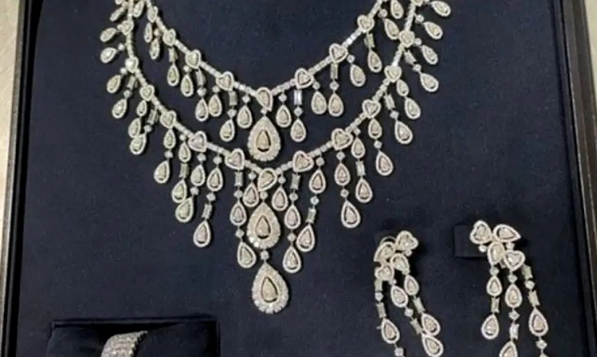 STF pede novo parecer da PGR sobre caso das joias sauditas