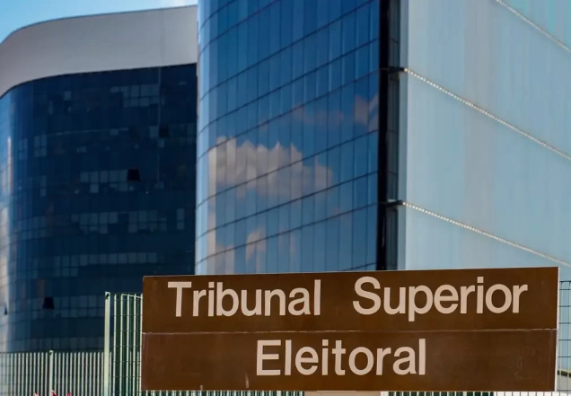Eleições: TSE assina acordo com big techs para combater desinformação
