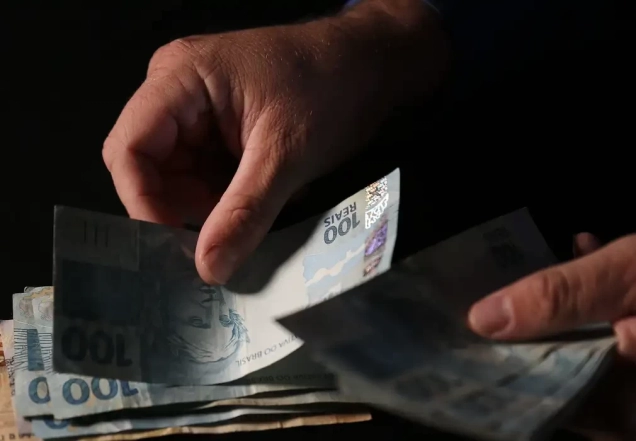 Mercado reduz previsão da inflação para 4,43% este ano