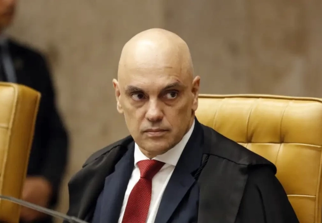 Moraes nega pedido da defesa de Bolsonaro para receber visita de sogro