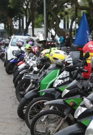 Apenas 1 em cada 5 motociclistas de app tem cobertura previdenciária