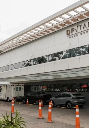 Bolsonaro pode ter alta amanhã e deve seguir para prisão domiciliar