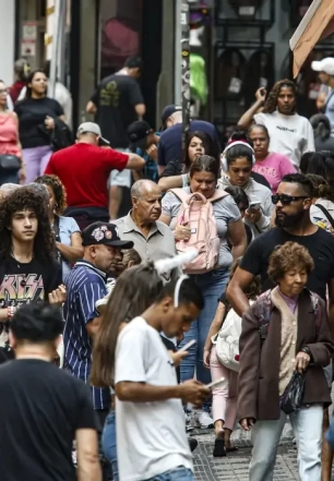 Brasil cria 85,9 mil postos de trabalho em abril, aponta Caged