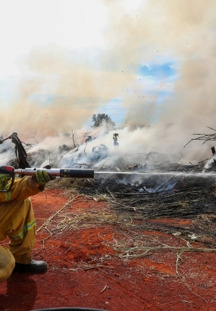 Defesa Civil emite alerta de emergência para incêndios no interior de SP durante o feriado