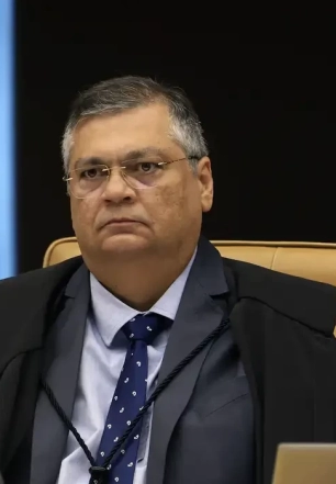 Dino defende STF e diz que Corte 