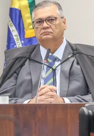 Dino derruba decisão de Mendonça e libera post sobre Nossa Senhora