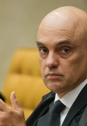 Fachin autoriza AGU a defender Moraes em processo nos EUA