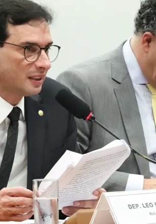 Fim da escala 6x1: relator propõe que um dia de folga seja no domingo