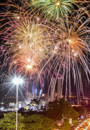 Fogos de artifícios com estampido são risco para animais e pessoas