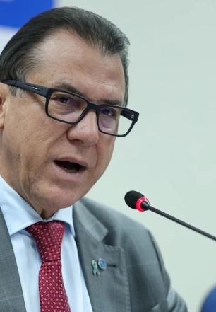 Governo estuda restringir crédito a empresas por assédio eleitoral