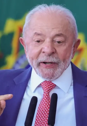 Lula cobra respeito e rejeita interferência dos EUA