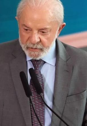 Lula critica uso da força por nações ricas para invadir outros países