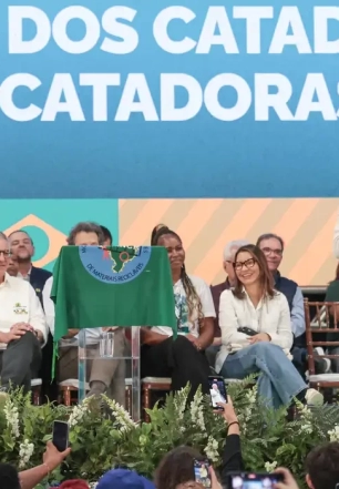 Lula defende que catadores tenham mais acesso à serviços públicos