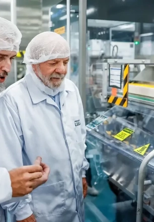 Lula diz que Estado deve garantir acesso a medicamentos