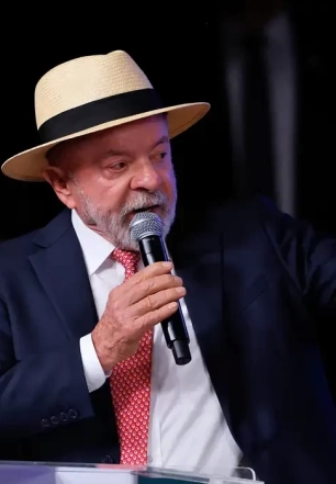 Lula parabeniza Colômbia após eleição com vitória da direita