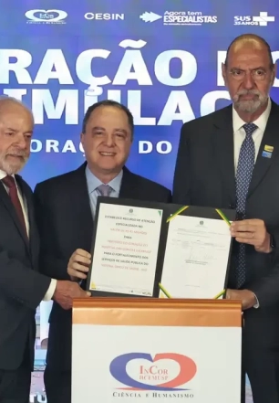 Lula sanciona lei do marco regulatório da vacina contra o câncer