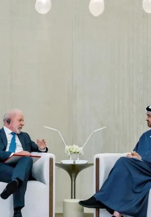 Lula se reuniu com presidente dos Emirados Árabes Unidos