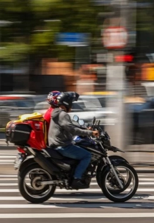 Mão na Roda: motociclistas profissionais de SP têm até 2 anos para curso e exame sem multa