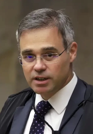 Mendonça vai comandar apuração sobre dinheiro de Vorcaro em Dark Horse