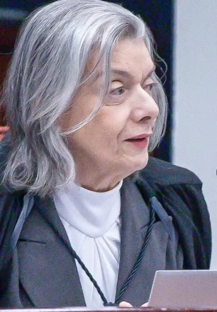 Ministra rejeita ação que pedia transporte interestadual na eleição