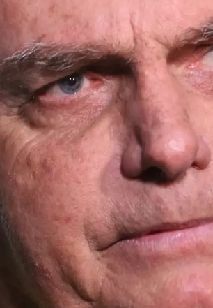 Moraes nega recurso de Bolsonaro contra condenação por trama golpista