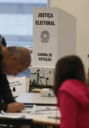 Número de eleitores com mais de 60 anos cresceu 74%, aponta pesquisa