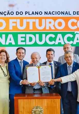Plano Nacional de Educação é marco para o país, dizem especialistas