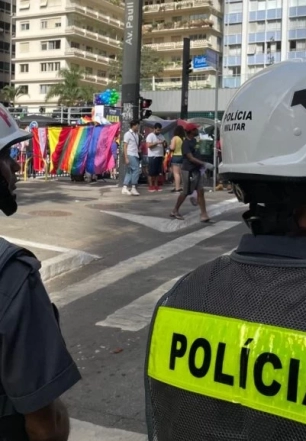 Polícia de SP coloca 1,5 mil policiais para reforçar a segurança na Parada LGBT+