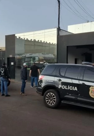 Polícia prende 7 em esquema milionário de desvio de combustível no interior de SP
