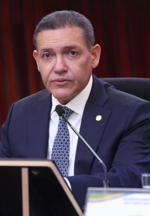 Presidente do TSE conclama eleitores a comparecerem às urnas