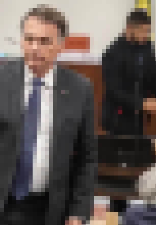 Prisão domiciliar: saiba o que Bolsonaro está proibido de fazer