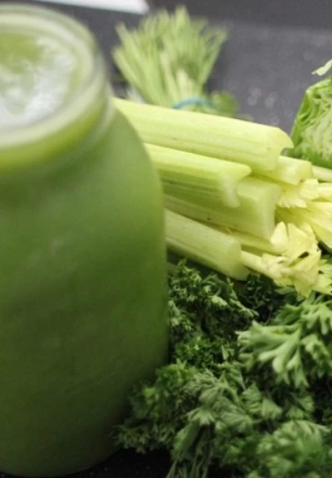 Quais os benefícios dos alimentos ‘detox’? Especialista da USP explica
