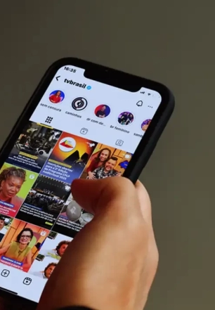 Redes sociais causam polarização e isolamento político em jovens
