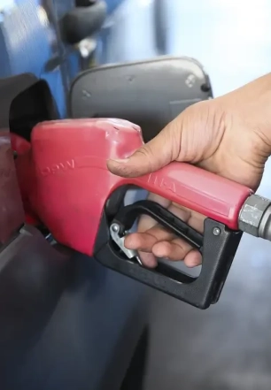 Subsídio de R$ 2,12 ao diesel deve ser mantido por 30 dias