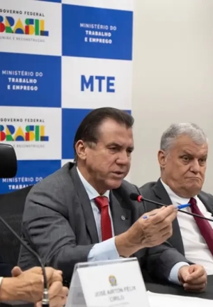 Taxistas pedem ao governo linha de crédito para renovação de frota