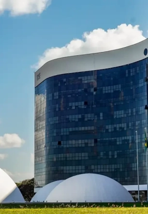 TSE nega pedido da campanha de Flávio para barrar posts de sindicatos