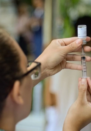 Vacinação nacional contra gripe começa no sábado