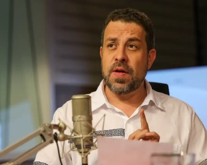 Boulos diz que fim da escala 6 por 1 é “para agora”