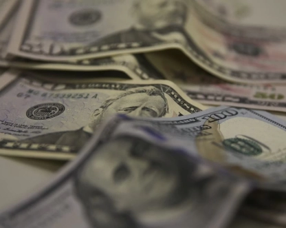 Brasil e EUA retomam negociação após tarifaços de 25% e 12,5%
