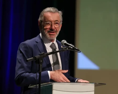 “Brasil não vai abandonar a mesa”, diz ministro sobre taxação dos EUA